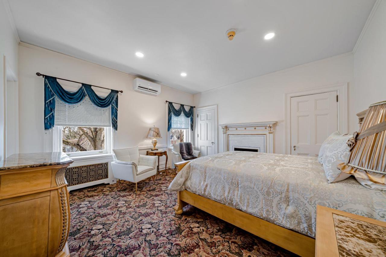 The Grandeur Estate Hotel Greensburg Luaran gambar