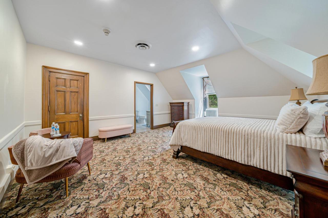 The Grandeur Estate Hotel Greensburg Luaran gambar